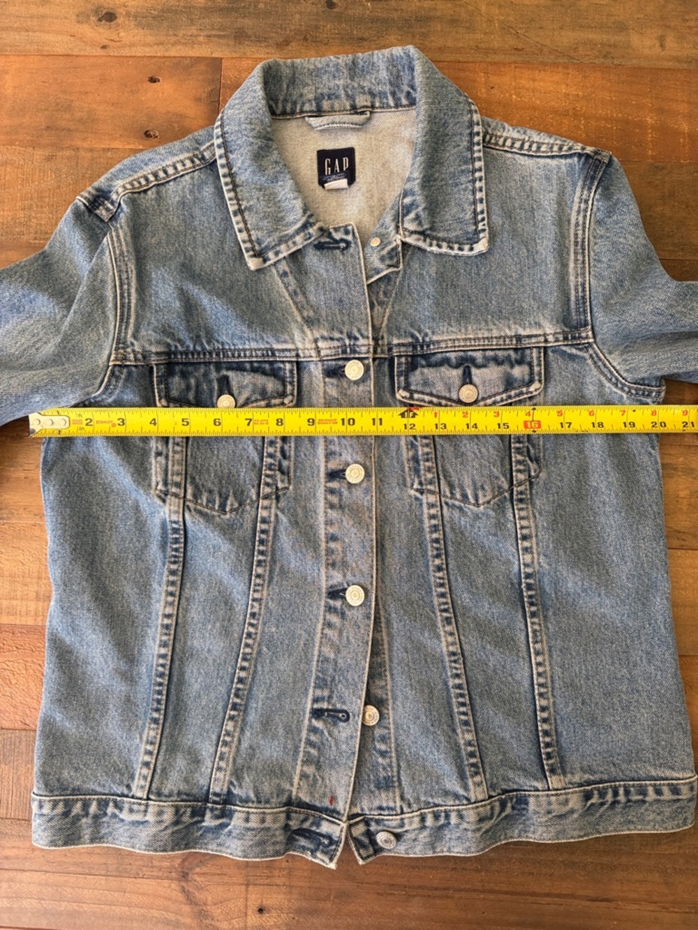 Vintage Women’s Gap Jean Jacket size L - Picture 3 of 6